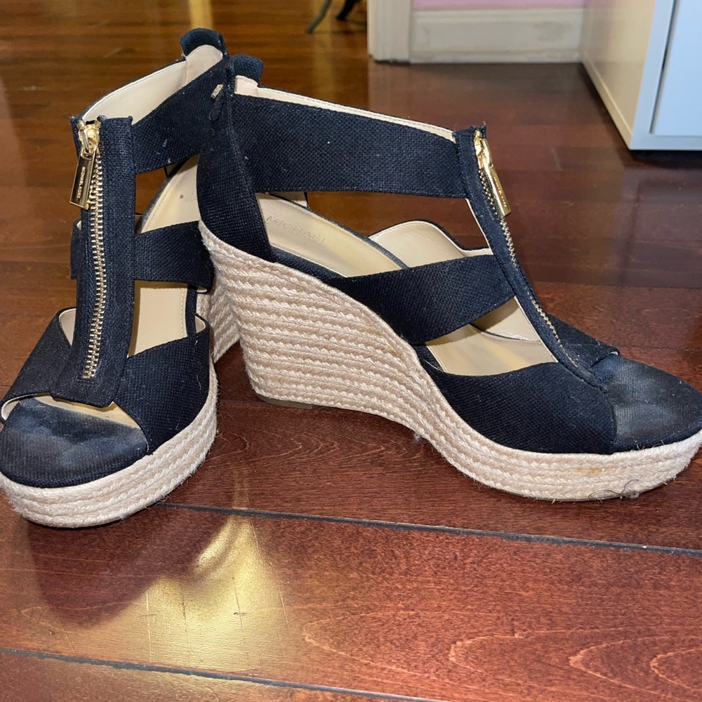 Micheal Kors Black Wedges